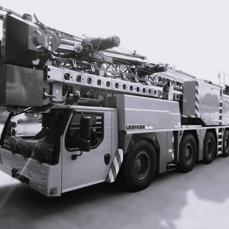 USED LIEBHERR MK140 2015 MOBILE TOWER CRANE FOR SALE @GRCOMEX