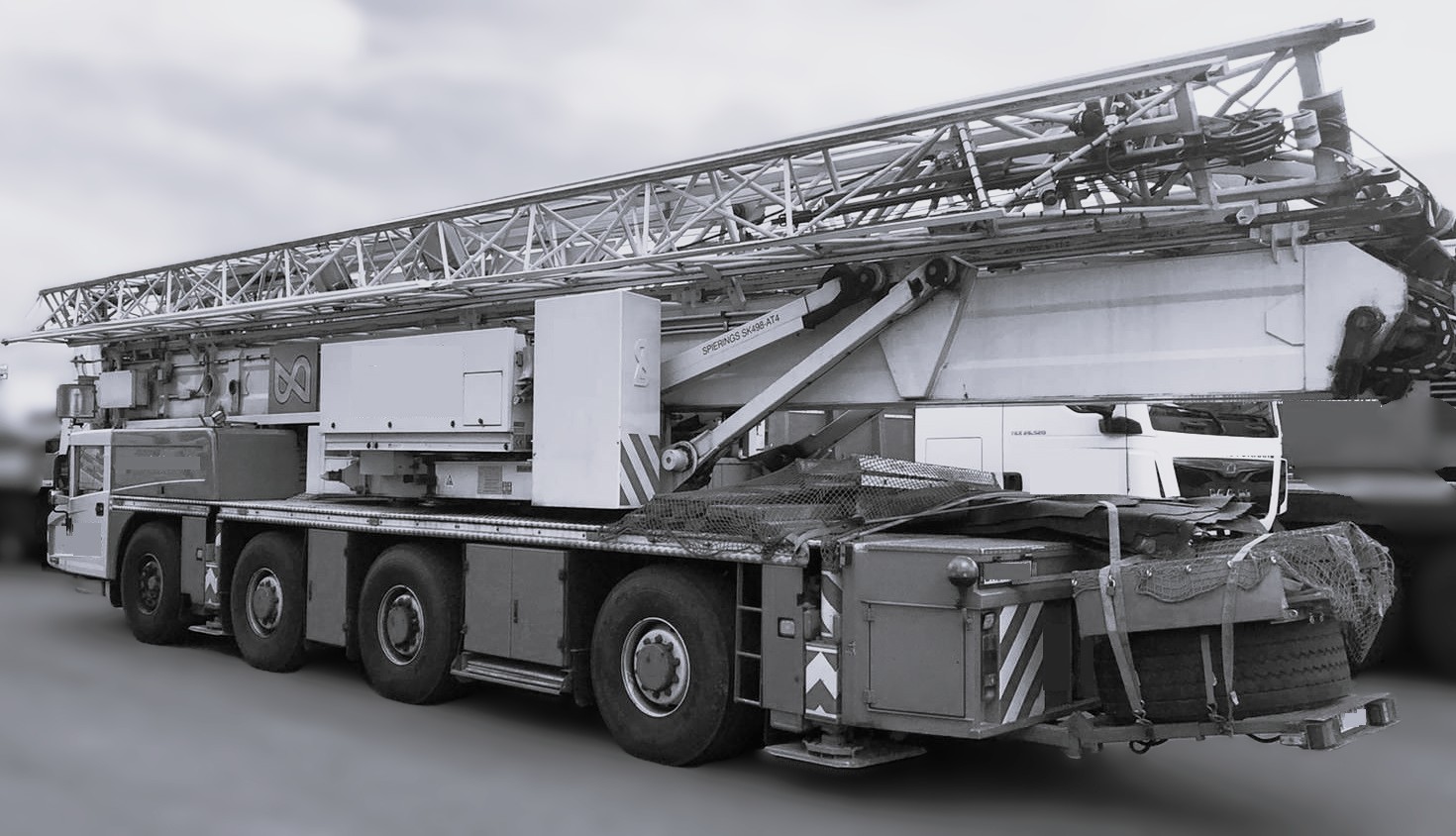USED SPIERINGS SK488-AT4 2002 MOBILE TOWER CRANE FOR SALE @GRCOMEX
