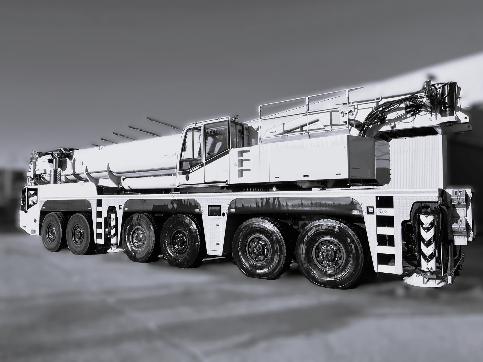 USED DEMAG AC250-1 2010 FOR SALE @GRCOMEX