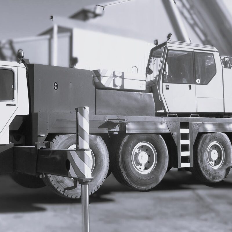 USED LIEBHERR LTM1090-2 1999 ALL TERRAIN MOBILE CRANE FOR SALE @GRCOMEX
