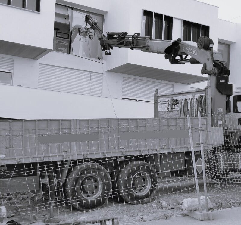 USED 2005 IVECO 380CV + PALFINGER PK44002 TRUCK MOUNTED CRANE FOR SALE | GRCOMEX