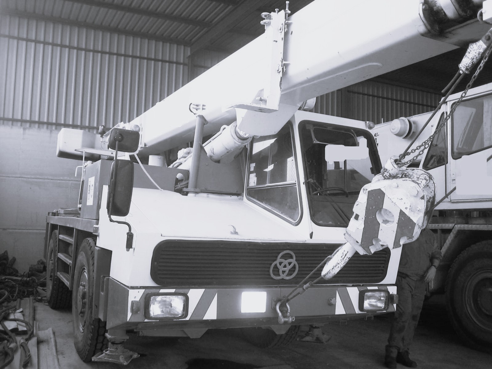 USED KRUPP KMK2025 1991 MOBILE ALL TERRAIN CRANE FOR SALE @GRCOMEX